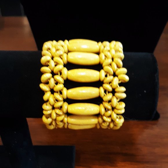 Unbranded Jewelry - Yellow Wooden Beaded Bracelet with Handmade Pouch